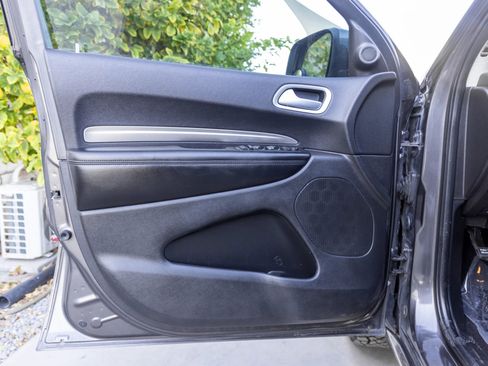 Used 2020 Dodge Durango SXT w/ 3rd Row Seating Group RWD image 10