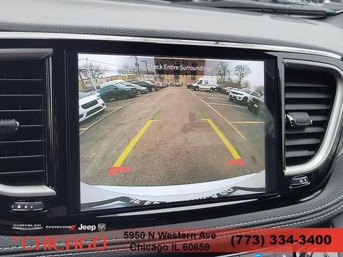 New 2026 Chrysler Pacifica Select FWD image 26