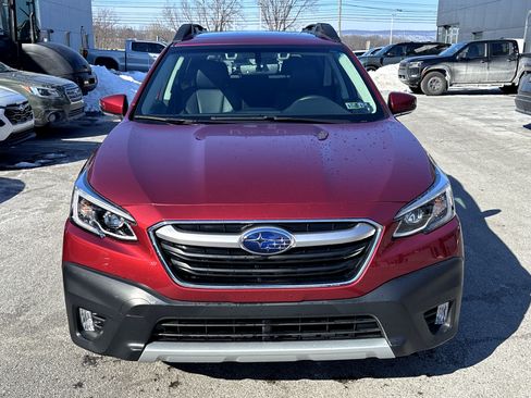 Used 2020 Subaru Outback Limited w/ Popular Package #2 image 2