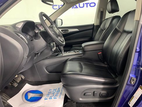 Used 2020 Nissan Pathfinder SL AWD/4WD image 15