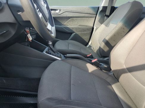 Used 2020 Hyundai Accent SE FWD image 13