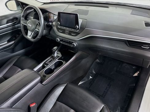 Certified 2024 Nissan Altima 2.5 SR FWD image 30