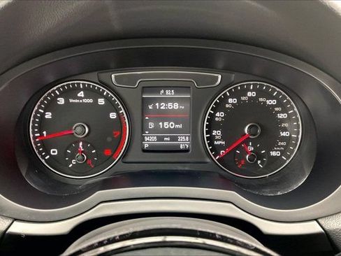 Used 2018 Audi Q3 2.0T Premium Plus w/ Premium Plus Package AWD/4WD image 23