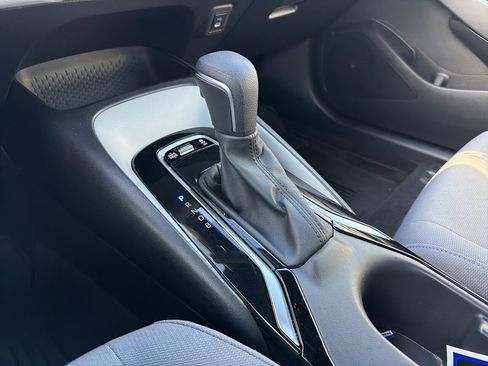 Used 2023 Toyota Corolla SE image 13