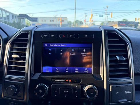 Used 2020 Ford F150 XLT w/ Equipment Group 302A Luxury AWD/4WD image 34