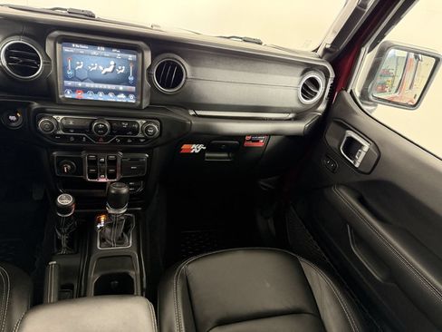 Used 2021 Jeep Gladiator Overland w/ Popular Equipment Package AWD/4WD image 21