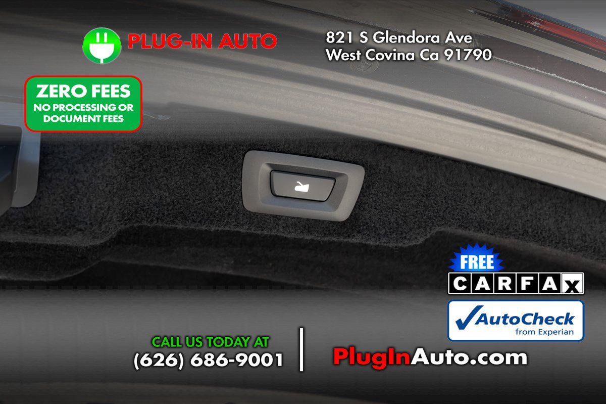 Used 2024 Lucid Air Pure RWD image 11