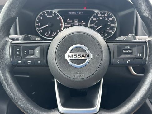 Certified 2021 Nissan Rogue S image 41