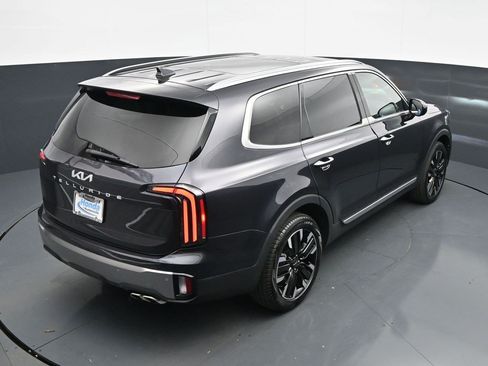 Used 2025 Kia Telluride SX w/ SX Captain's Chair Package FWD image 22