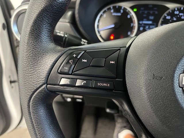 Used 2025 Nissan Versa S FWD image 27