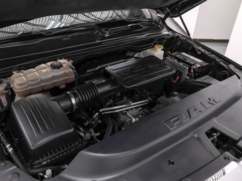 Used 2019 RAM 1500 Big Horn RWD image 47