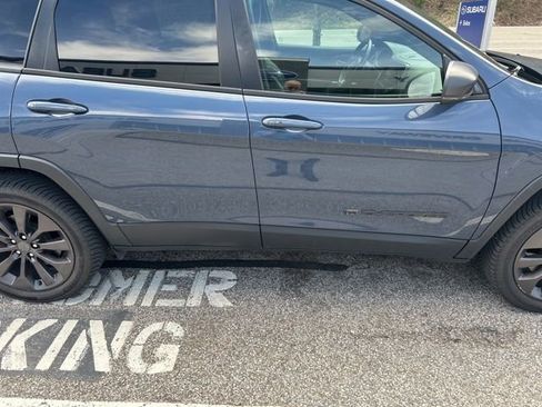 Used 2021 Jeep Cherokee Latitude Lux 80th Anniv w/ Quick Order Package 26U 80TH image 3