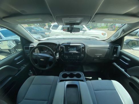 Used 2019 Chevrolet Silverado 1500 W/T w/ WT Convenience Package AWD/4WD image 9