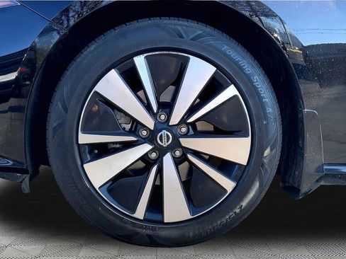 Used 2021 Nissan Altima 2.5 SV w/ SV Premium Package image 22