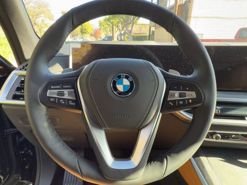 New 2026 BMW X5 xDrive50e w/ Premium Package image 11