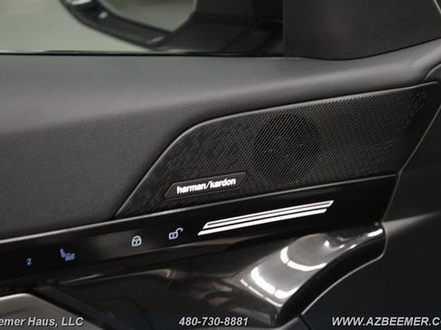 Used 2024 BMW 530i w/ M Sport Package RWD image 40