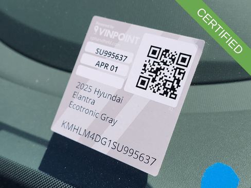 Used 2025 Hyundai Elantra Sport FWD image 23