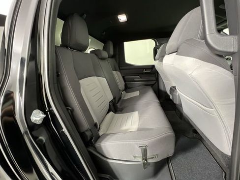 Used 2025 Toyota Tacoma TRD Sport image 27