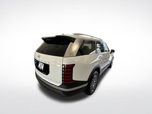 Used 2026 Hyundai Palisade SEL FWD image 3