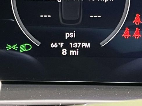 New 2026 Porsche Cayenne image 46