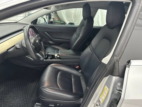 Used 2018 Tesla Model 3 Long Range RWD image 18