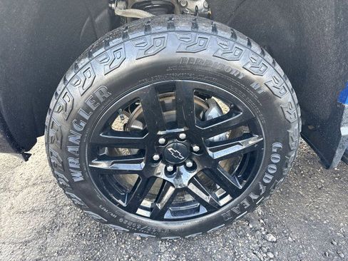 Certified 2022 Chevrolet Silverado 1500 LT Trail Boss w/ LT Trail Boss Premium Package image 18