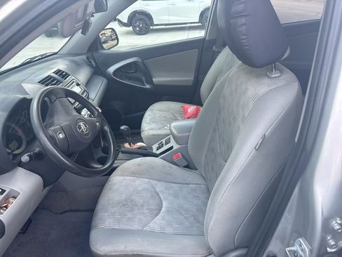 Used 2012 Toyota RAV4 FWD w/ Value Pkg image 7