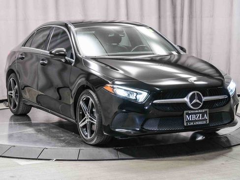 Used 2022 Mercedes-Benz A 220 image 5