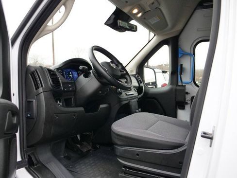Used 2024 RAM ProMaster 3500 w/ Delivery Van Package image 27