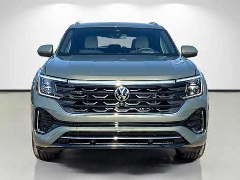 New 2026 Volkswagen Atlas Cross Sport SEL Premium R-Line AWD/4WD image 8