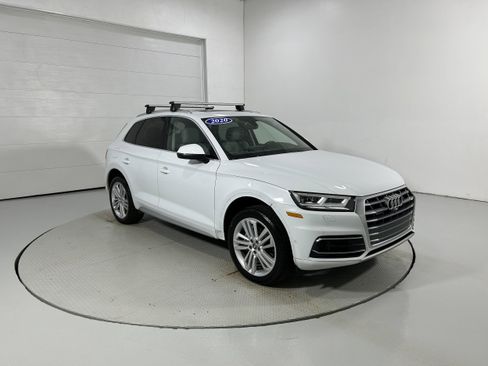 Used 2020 Audi Q5 Prestige image 2