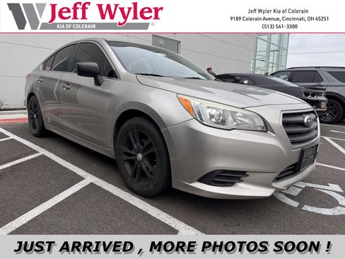 Used 2016 Subaru Legacy 2.5i image 1
