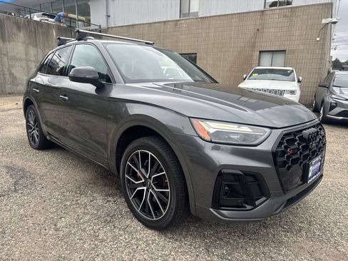 Used 2023 Audi SQ5 Premium Plus w/ Premium Plus Package AWD/4WD image 8