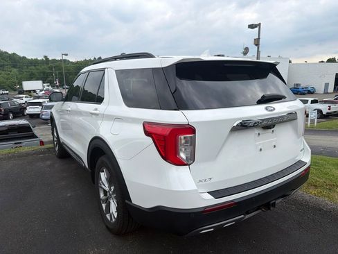 Used 2020 Ford Explorer XLT w/ Equipment Group 202A AWD/4WD image 6