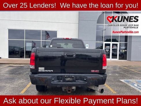Used 2014 GMC Sierra 2500 Denali w/ Suspension Package, Off-Road AWD/4WD image 8