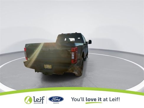 Used 2022 Ford F250 XLT w/ Black Appearance Package image 10
