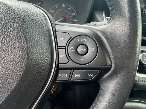 Used 2024 Toyota Corolla SE w/ SE Premium Package FWD image 21