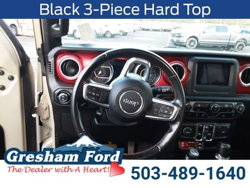 Used 2020 Jeep Gladiator Rubicon w/ Trailer Tow Package AWD/4WD image 17