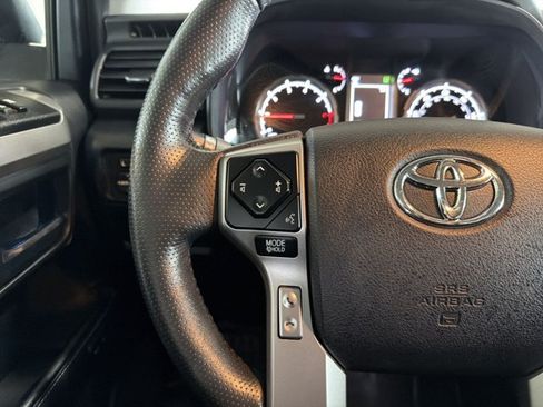 Used 2024 Toyota 4Runner Limited AWD/4WD image 15