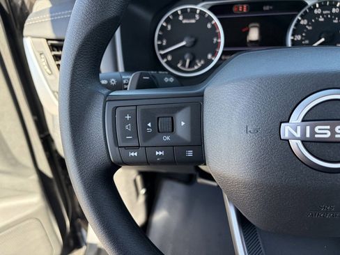 New 2026 Nissan Rogue S image 25