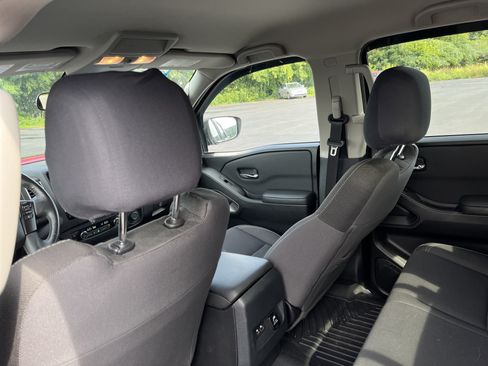 Certified 2023 Nissan Frontier SV w/ SV Convenience Package AWD/4WD image 22