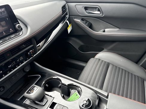 New 2026 Nissan Rogue SV AWD/4WD image 20