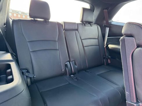 Used 2022 Honda Pilot TrailSport image 11