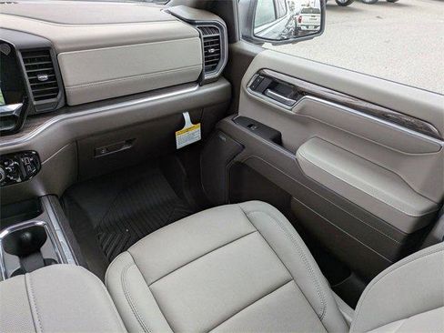 New 2026 Chevrolet Silverado 1500 LTZ w/ LTZ Premium Package image 19