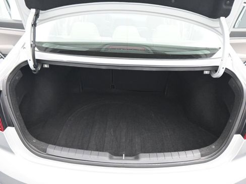 Used 2019 Hyundai Elantra SE image 42