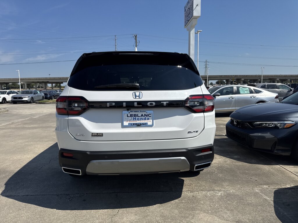 New 2026 Honda Pilot Elite image 5