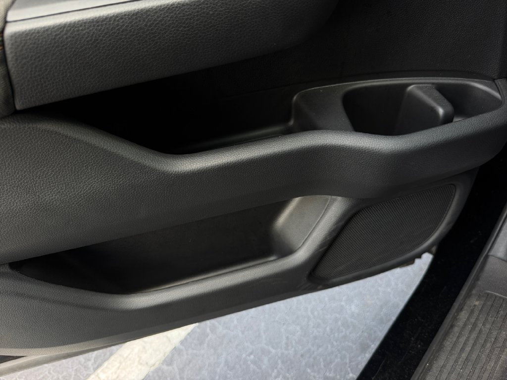 Used 2025 Honda Pilot Sport image 33