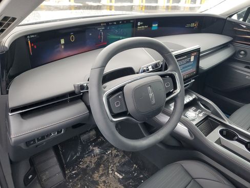 New 2026 Lincoln Nautilus Reserve w/ Jet Appearance Package image 13