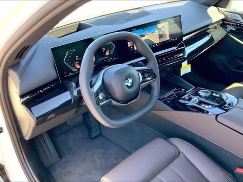 New 2025 BMW 530i xDrive 530i xDrive image 8