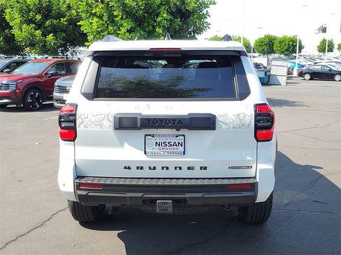Used 2025 Toyota 4Runner Limited image 25